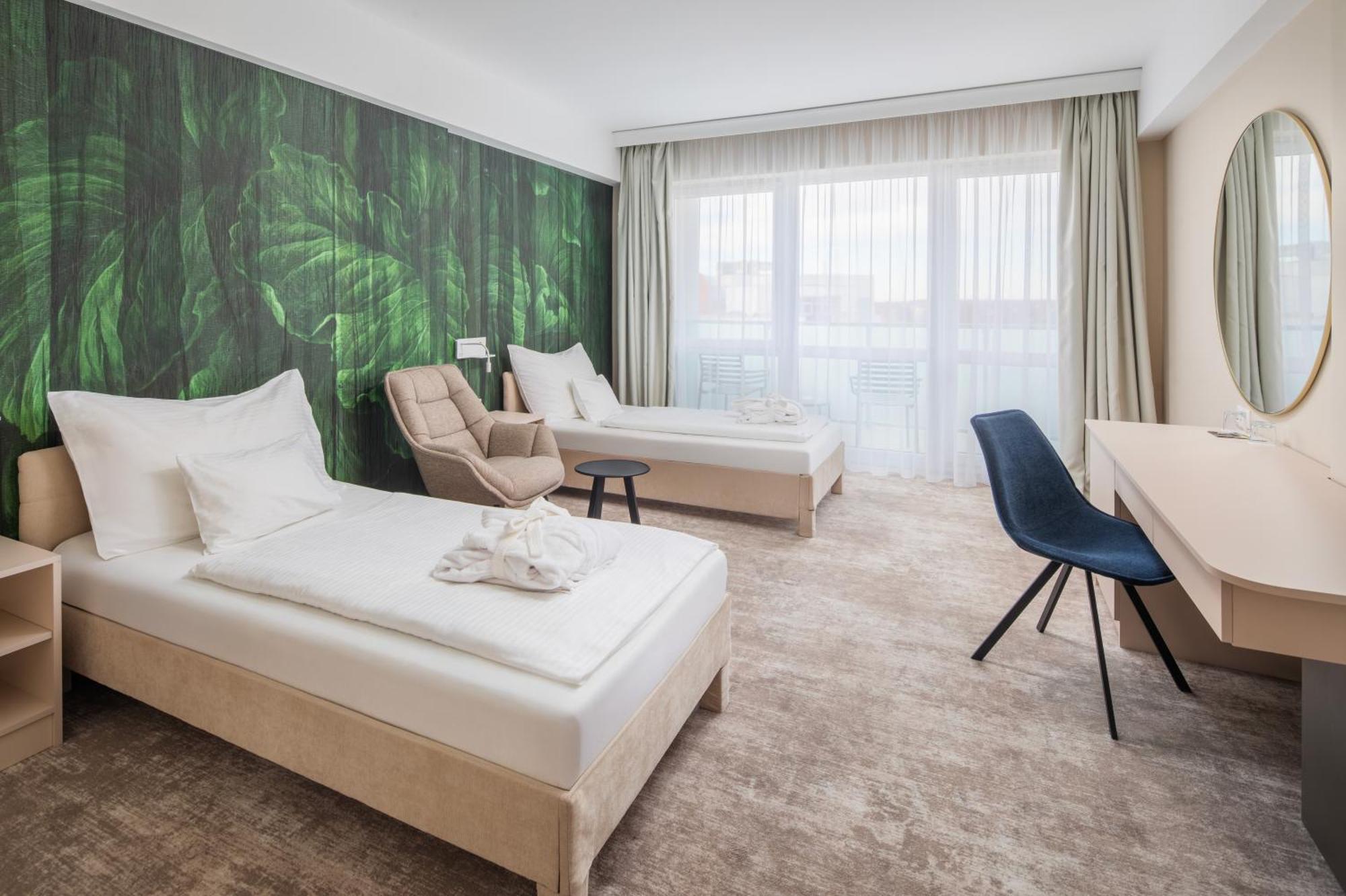 Hajdúszoboszló Hotel Atlantis Wellness & Conference מראה חיצוני תמונה